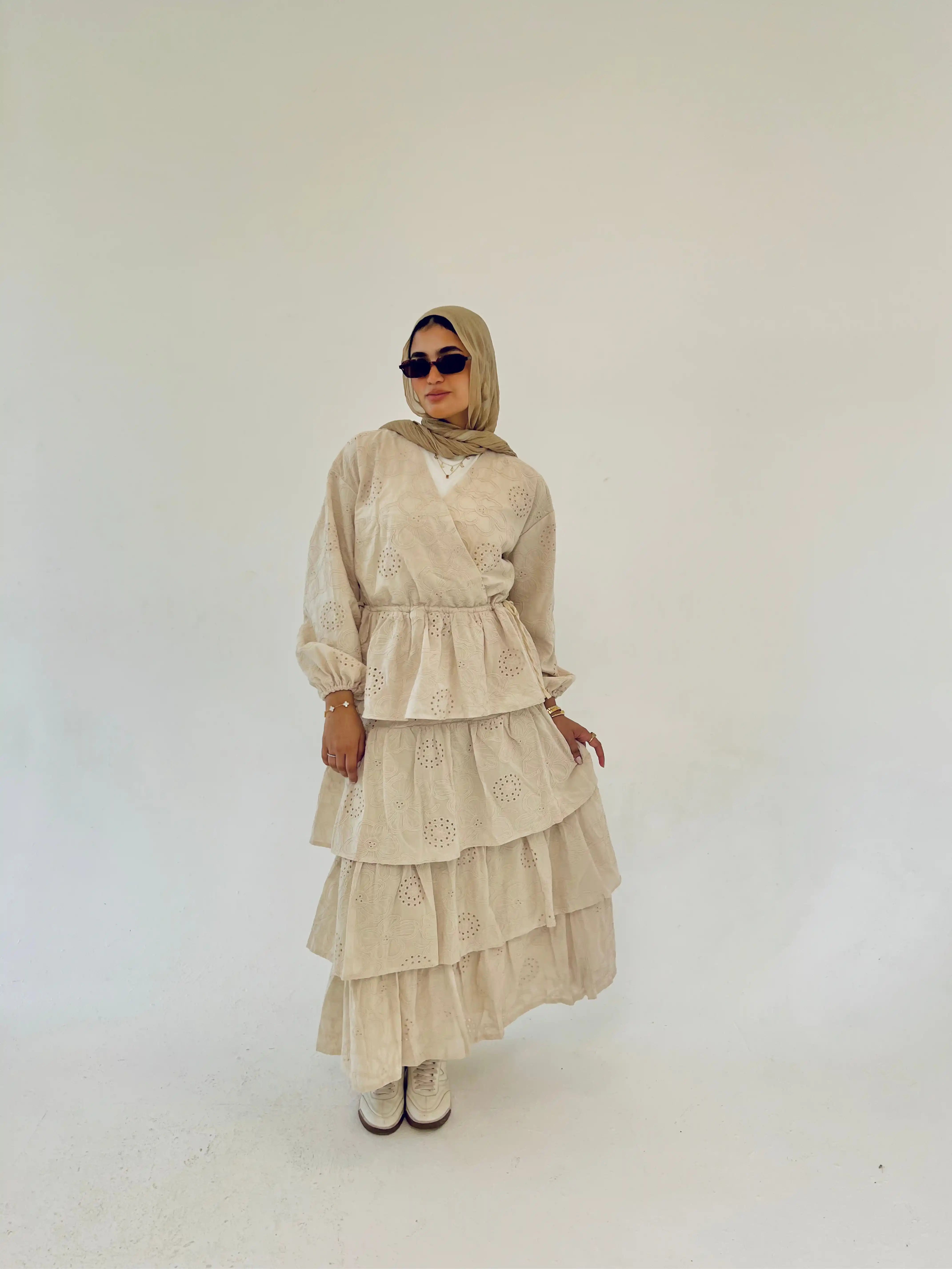 MUHRA SKIRT DRESS SET Secondary image